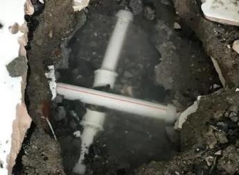 双江阳台漏水维修公司为您分享楼上楼下漏水怎么处理